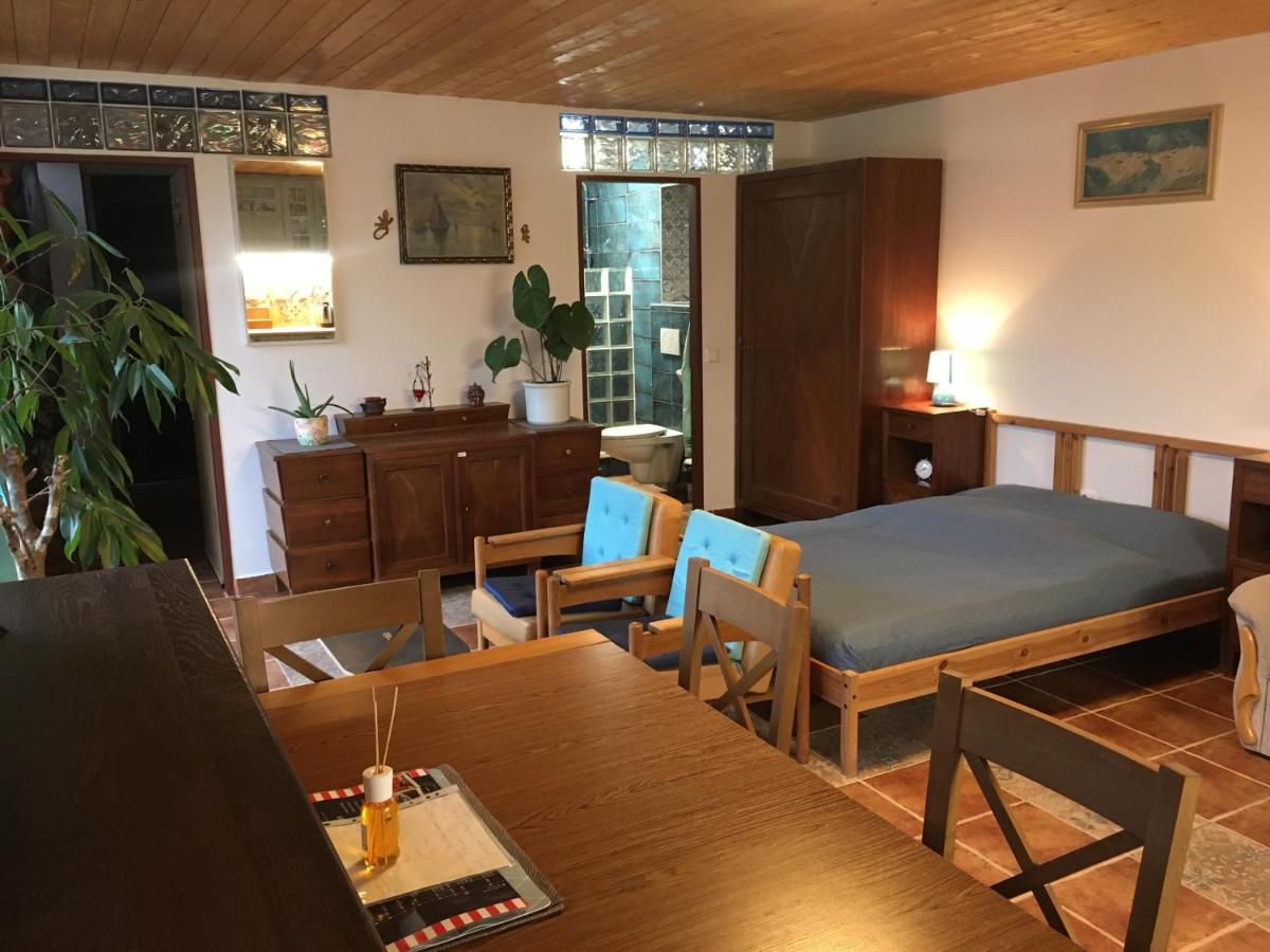 Na Vyhlidce Lägenhet Vrané nad Vltavou Exteriör bild